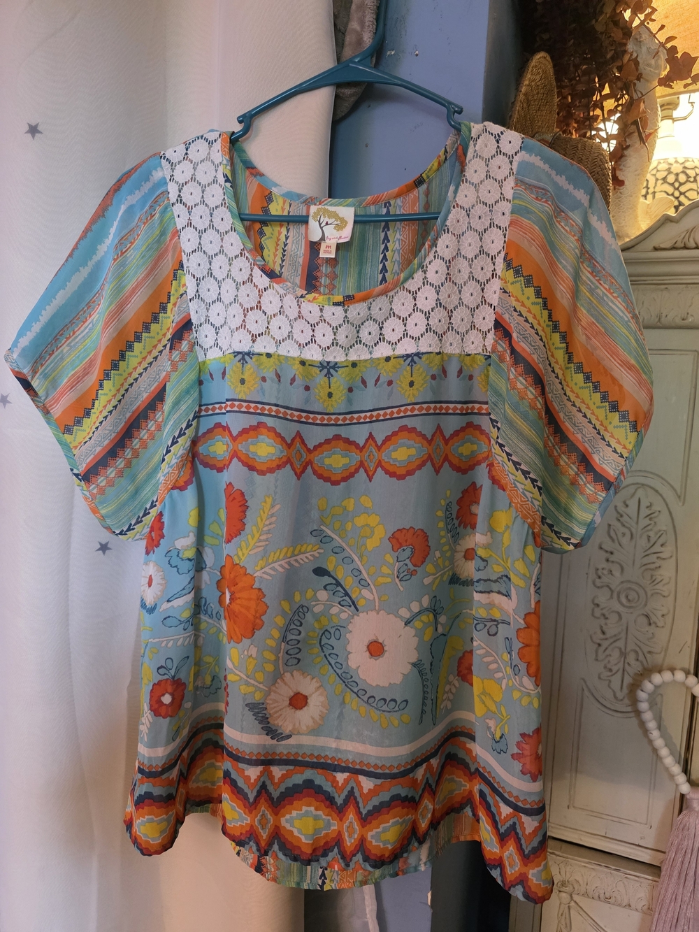 fig and flower Light Blue Floral Lace-Trim Tunic